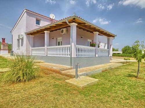 Holiday Home in Valtura with Garden