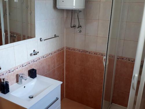 Apartment in Bibinje with Pool near the Sea