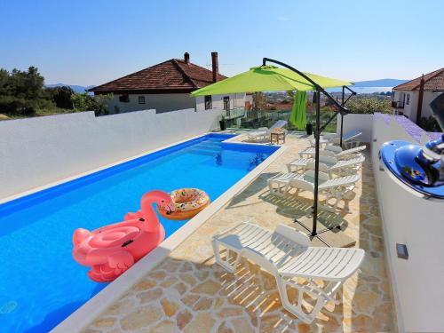 Apartment in Bibinje with Pool near the Sea