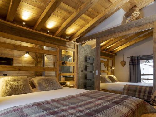 Chalet in Les Deux Alpes with Sauna & Hot Tub