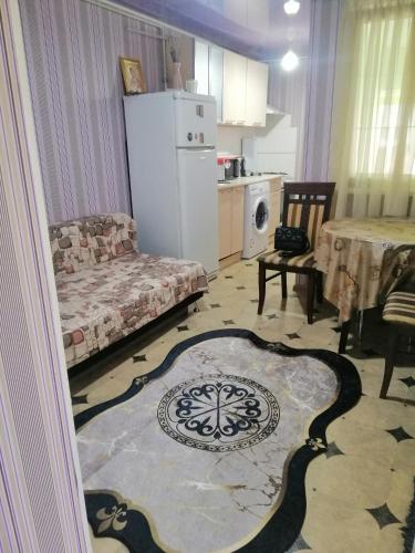 Una cocina o cocineta en В Сердце города) Оперный Театр