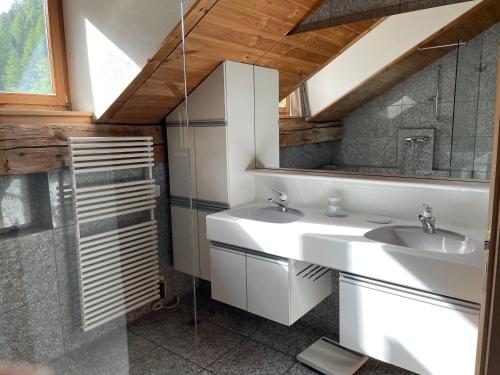 Galería fotográfica de Alpengasthof Crusch Alba ed Alvetern, S-charl en Scuol