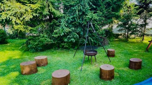 Taman di luar Dom Gościnny Kama