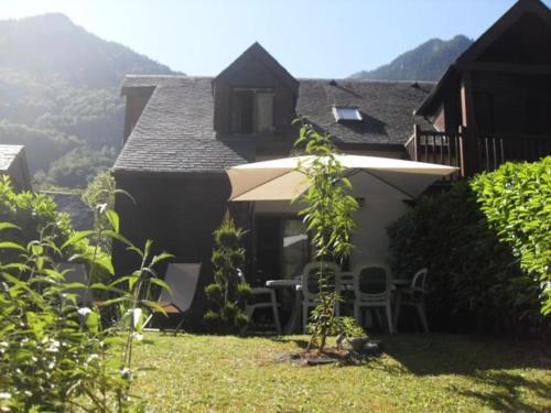 Chalet tout confort au bord du gave