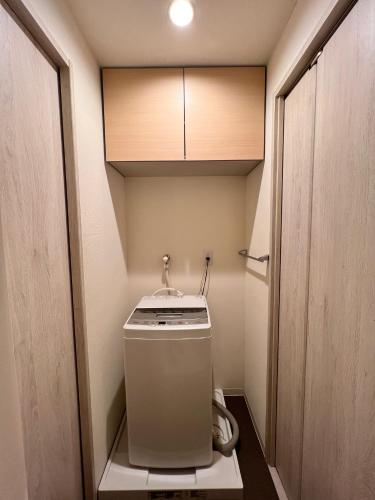 Love Asakusa 2 Bedroom Apartment Sleeps 6 3 Min to Sensoji SkyTree View Airport Direct Elevator Free WiFi