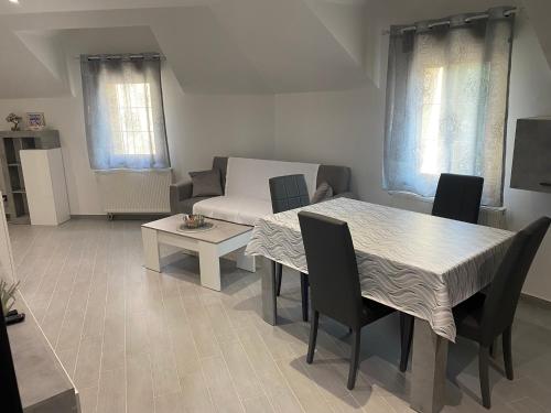 Гостиная зона в APARTMAN GALERIJA