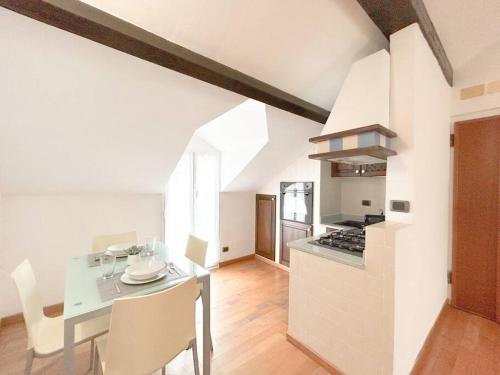 Billede fra billedgalleriet på [Elegante mansarda] 300mt dal mare - Centro - WiFi i Savona