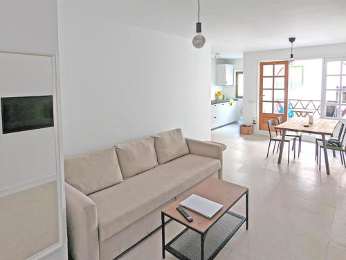 Casa Vista Surf - Beautiful apartment w/ terrace & balcony (fiber)