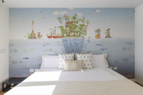 Posteľ alebo postele v izbe v ubytovaní Luxury beach/port apartment