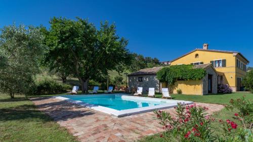 CASALE VERDICCHIO 10&2, Emma Villas