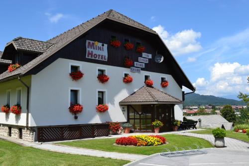 Mini Hotel