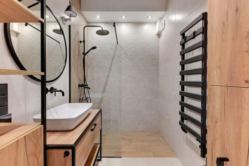 A bathroom at Apartament Morski Kamienny Potok