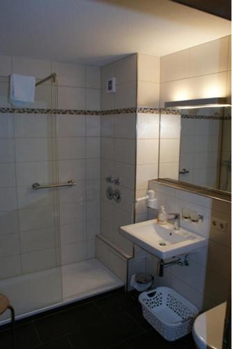 Ένα μπάνιο στο Appartements am Park