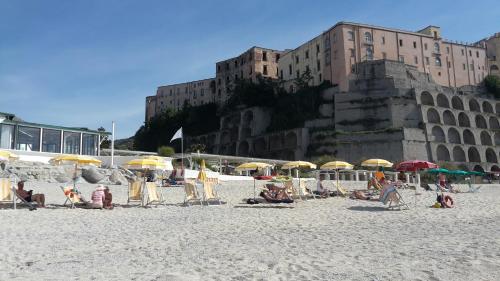 Gallery image of Le Roccette Mare Beach Hotel & Restaurant in Tropea
