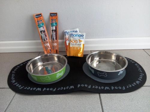 Makanan di atau berdekatan apartmen