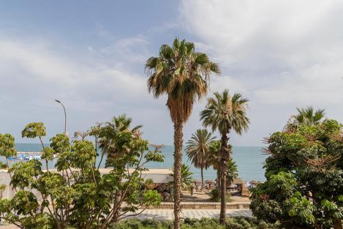 Primera Línea de Playa - MÁLAGA