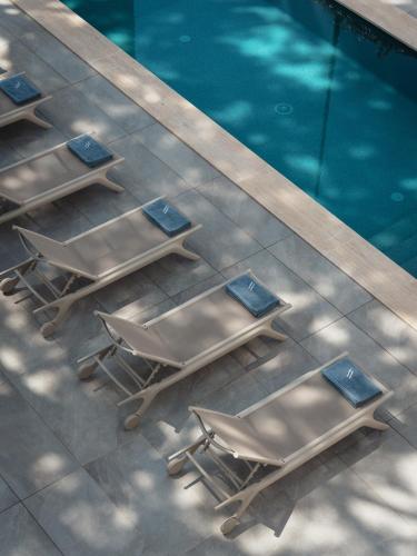Hồ bơi trong/gần View Place & Spa