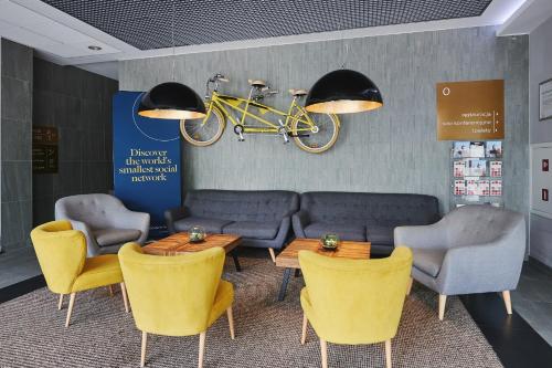 Χώρος καθιστικού στο Golden Tulip Gdańsk Residence