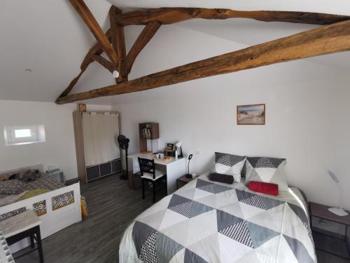 Chambre privative dans ferme rénovée à 7mn de Périgueux