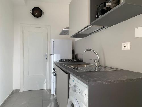 Nox Romana Apartments - Policlinico Gemelli - Threeroom Apt with Balcony