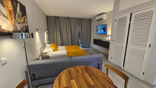Ocean View Beach Studio Old Town