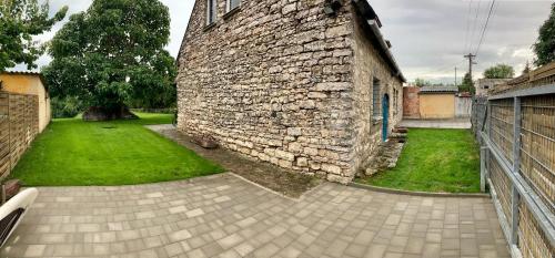 Modern stone house in Balatonfüred with jacuzzi 8230 Balatonfüred, 12 Udvar köz kép - 3