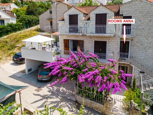 Gallery image of Rooms Anna in Milna