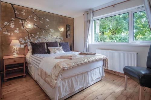Postel nebo postele na pokoji v ubytování Rose Cottage - 3 Bed Cottage - New Hedges - Tenby
