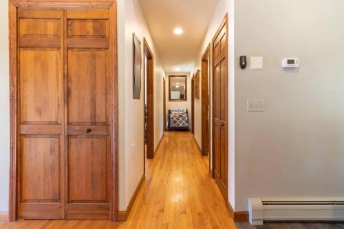 Galeriebild der Unterkunft Secluded Oasis on Acadia's Quietside - Pets OK! in Southwest Harbor