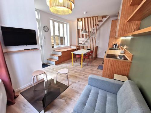 Kuchyň nebo kuchyňský kout v ubytování Le Pavillon 50m de la Grande Plage
