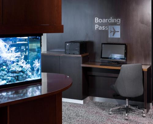 Courtyard by Marriott Miami at Dolphin Mall photo 26