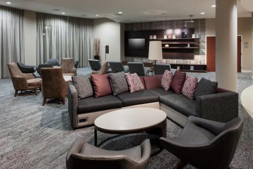 Courtyard by Marriott Miami at Dolphin Mall photo 15