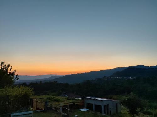 Imagen de la galería de CANTINHO DA MARIA - Refúgio na montanha com um belo Pôr do Sol, en Arcos de Valdevez