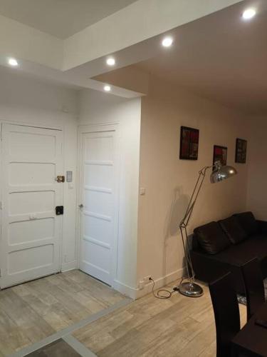 Photo de la galerie de l'établissement Appartement tout équipé, à Saint-Étienne