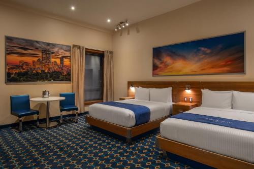 Harborside Inn Image