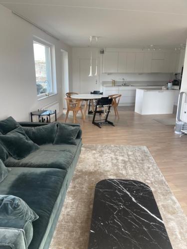 Setusvæði á New 4 bedroom apartment in Malmö