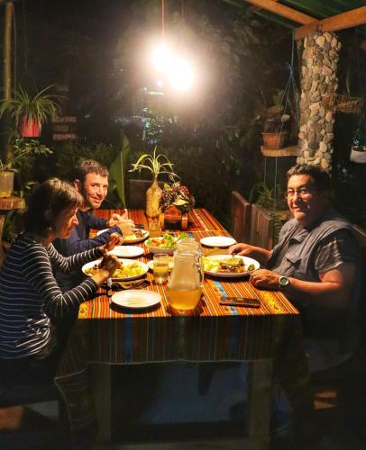 Tetamu yang menginap di Oro y Luna Lodge