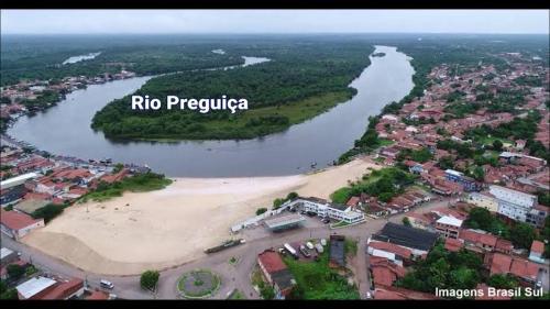 an aerial view of a river with the words no peeper at Pousada La Duna Lençóis Maranhenses in Barreirinhas