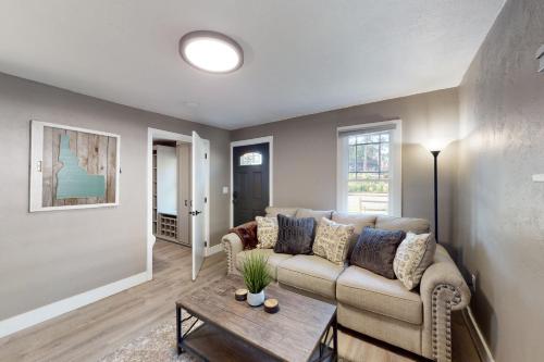 Fotografie z fotogalerie ubytování Coeur d'Alene Gem v destinaci Coeur d'Alene