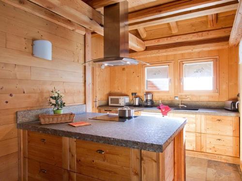 Chalet in Les Deux Alpes with Private Pool