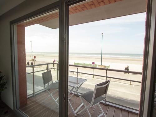 Photo de la galerie de l'établissement Beachside apartment close to De Panne, à Bray-Dunes