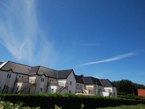 Photo de la galerie de l'établissement Modern apartment with beach at only 500 m, à Oye-Plage