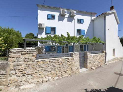 Fotografie z fotogalerie ubytování Holiday Home in Medulin with Bubble Bath v Medulinu