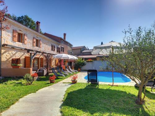 Villa in Batlug with Private Pool