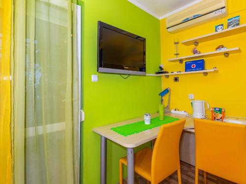 Apartment in Dramalj near Beach and Pool