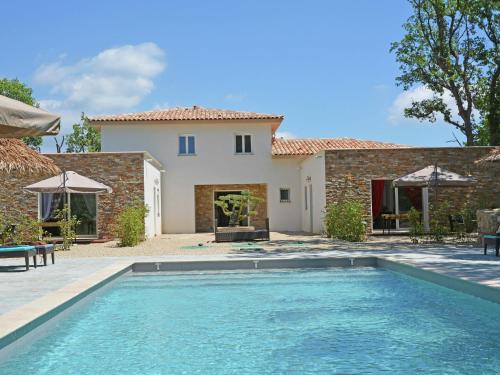 Villa in Montauroux with Pool and Forest Views
