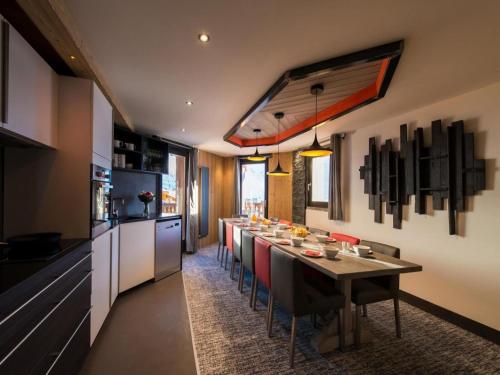 Chalet in Val Thorens near Ski Slopes
