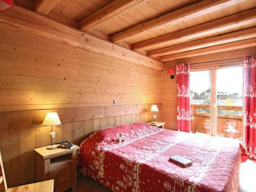 Chalet in Les Deux Alpes with Private Pool