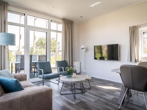 Gallery image of Modern chalet with dishwasher on Texel in De Cocksdorp