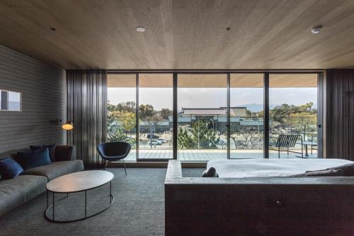 Posezení v ubytování HOTEL CANATA KYOTO